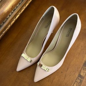 Never Worn Michael Kors size 10 pink yellow gold detail